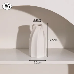 Biały ceramiczny wazon nordycki — minimalistyczna dekoracja salonu Głęboki niebieski