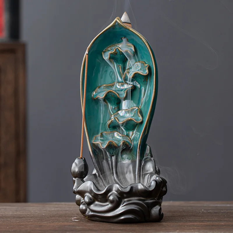 Ceramiczny kadzielnik Lotos – wodospad dymu do salonu Zielony