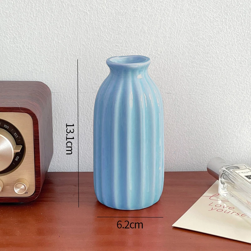 Ceramiczny wazon na pąki w kolorowych odcieniach — ozdoba na biurko i do salonu Srebrny