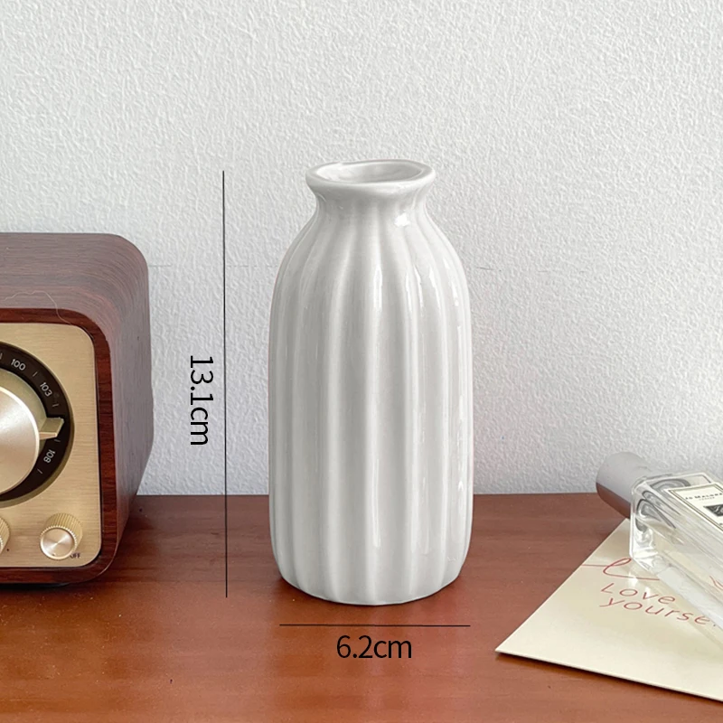 Ceramiczny wazon na pąki w kolorowych odcieniach — ozdoba na biurko i do salonu Turkusowy