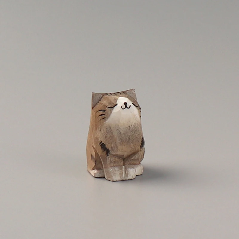 Drewniana rzeźbiona figurka kota i psa ręcznie malowana miniatura Khaki