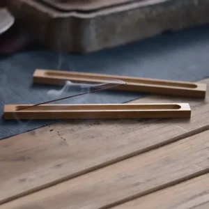Drewniana podstawka na kadzidełka patyczkowe 23 cm — kadzielnica z drewna Biały