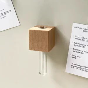 Drewniany magnetyczny wazon na probówkę – magnes na lodówkę żółty