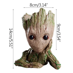 Figurka Groot z doniczką na biurko i półkę Biały