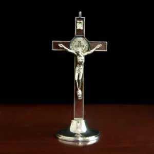 Figurka Jezusa na krzyżu — brązowy krucyfiks do domu Jasnozielony