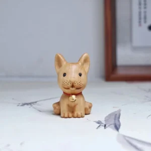 Drewniana figurka kota szczęścia z sandalowca zielona rzeźba Jasny fiolet