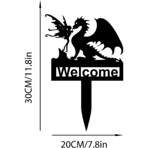Metalowa tabliczka ogrodowa z elfem i dinozaurem — dekoracja ogrodzenia Czarny