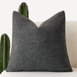 Poszewka na poduszkę Boucle — miękka tkanina 45x45 cm Czarny