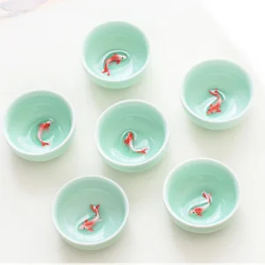 Zestaw 6 filiżanek do herbaty Celadon ze złotą rybką 3D w stylu Kung Fu Wielo